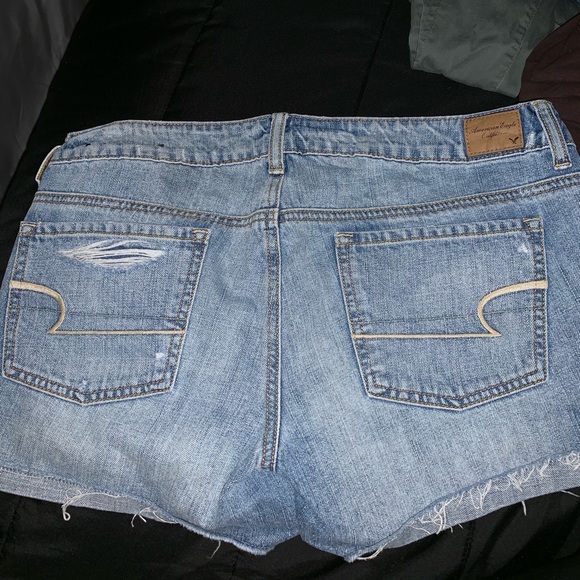 Shorts - Picture 3 of 3